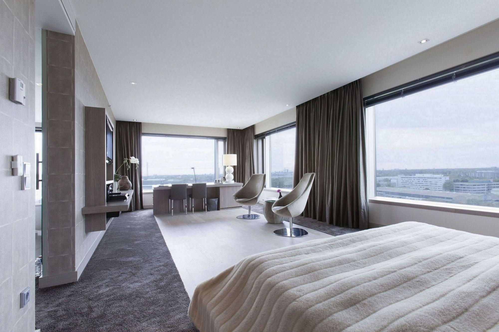 Van Der Valk Hotel Duesseldorf Екстериор снимка